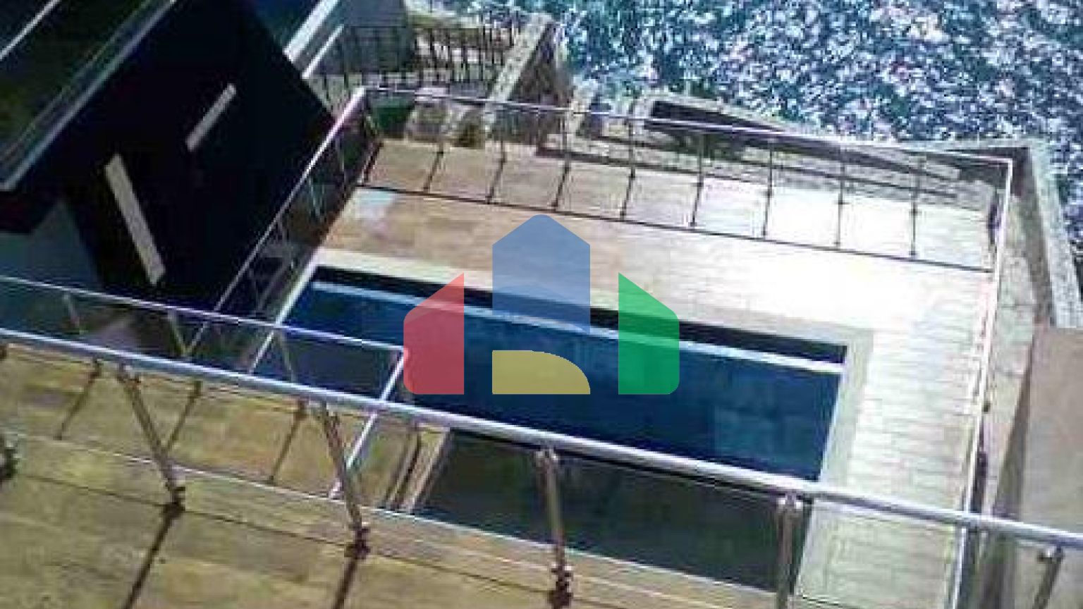 Вилла на первой береговой линии с собственным пляжем и бассейном