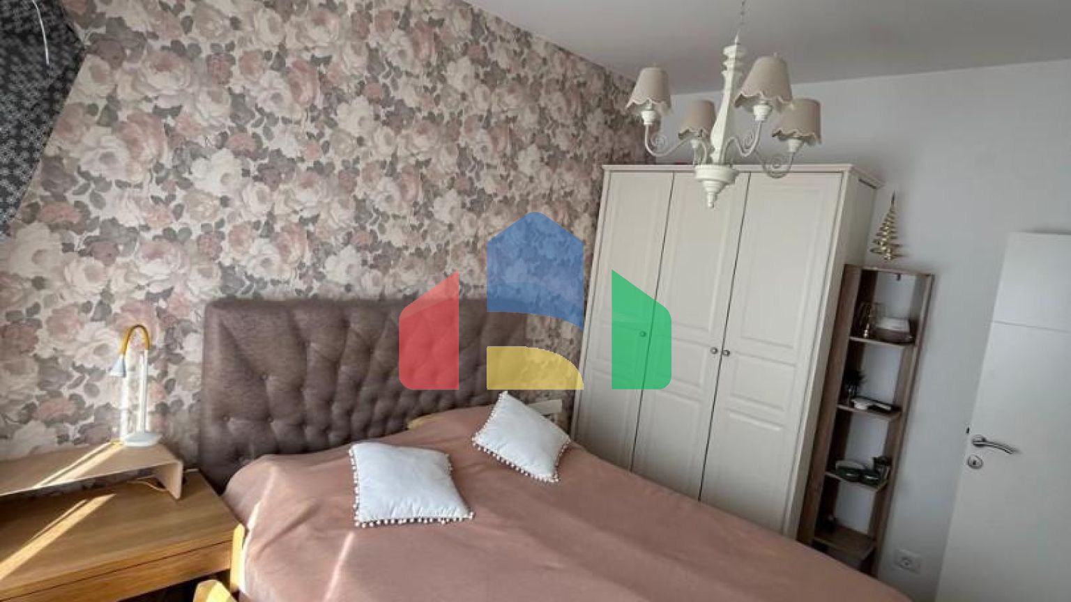 Уникальная возможность приобрести квартиру в комплексе Your Home на первой линии моря.