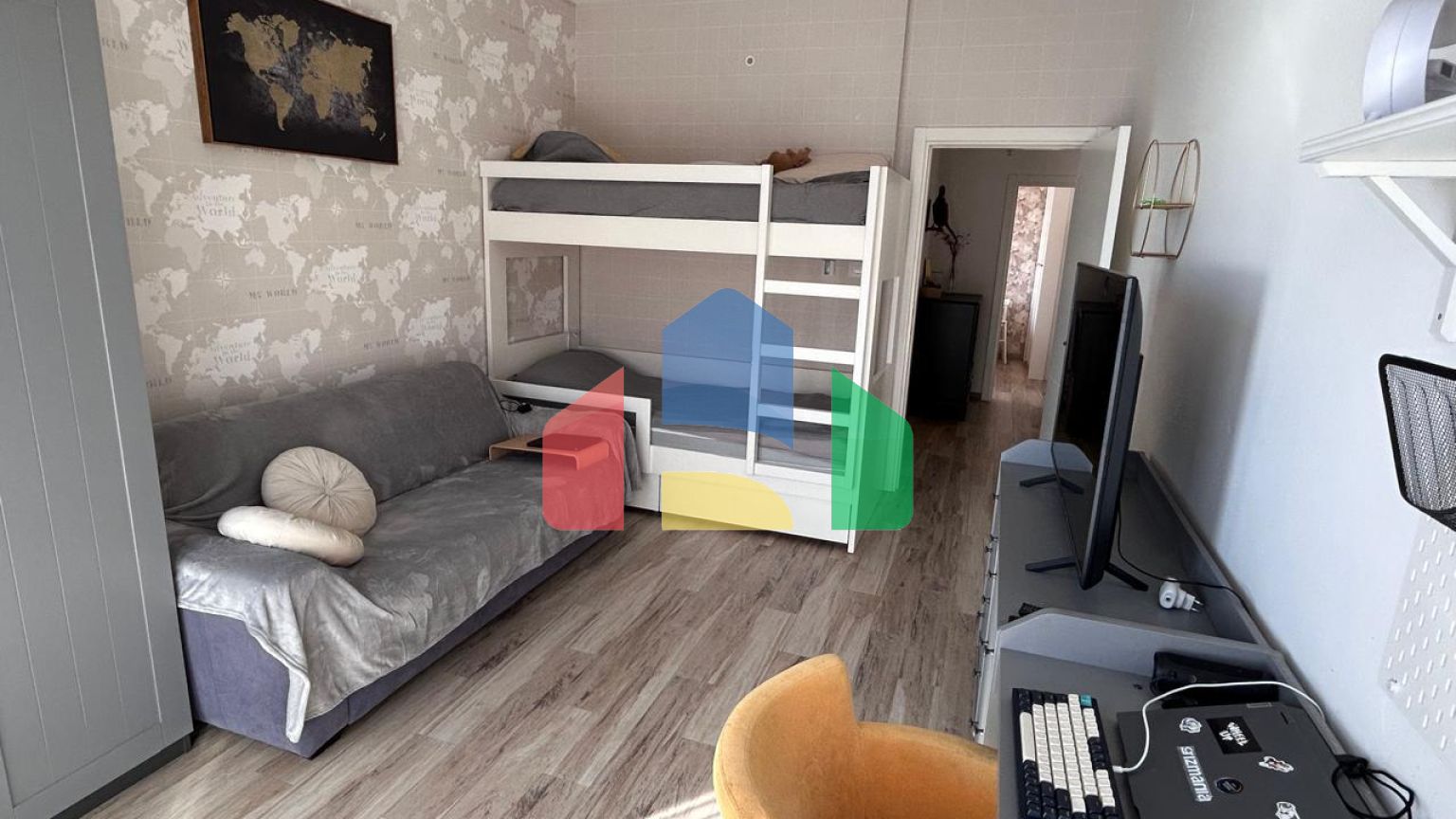 Уникальная возможность приобрести квартиру в комплексе Your Home на первой линии моря.