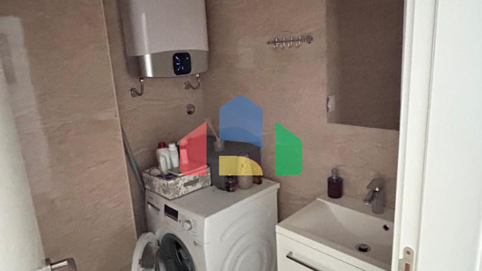 Уникальная возможность приобрести квартиру в комплексе Your Home на первой линии моря.