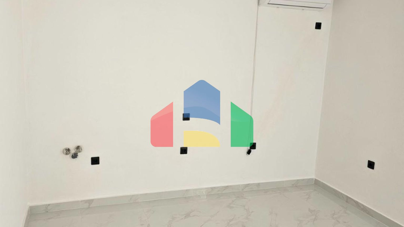 Старт продаж квартир и студий в новостройке, Добра Вода, Бар