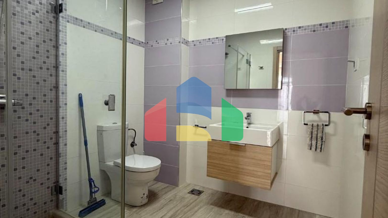 Квартира с 2 спальнями на первой линии в посёлке Добра Вода