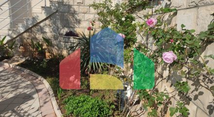 Дом с видом на море в Добрых Водах на 3 квартиры