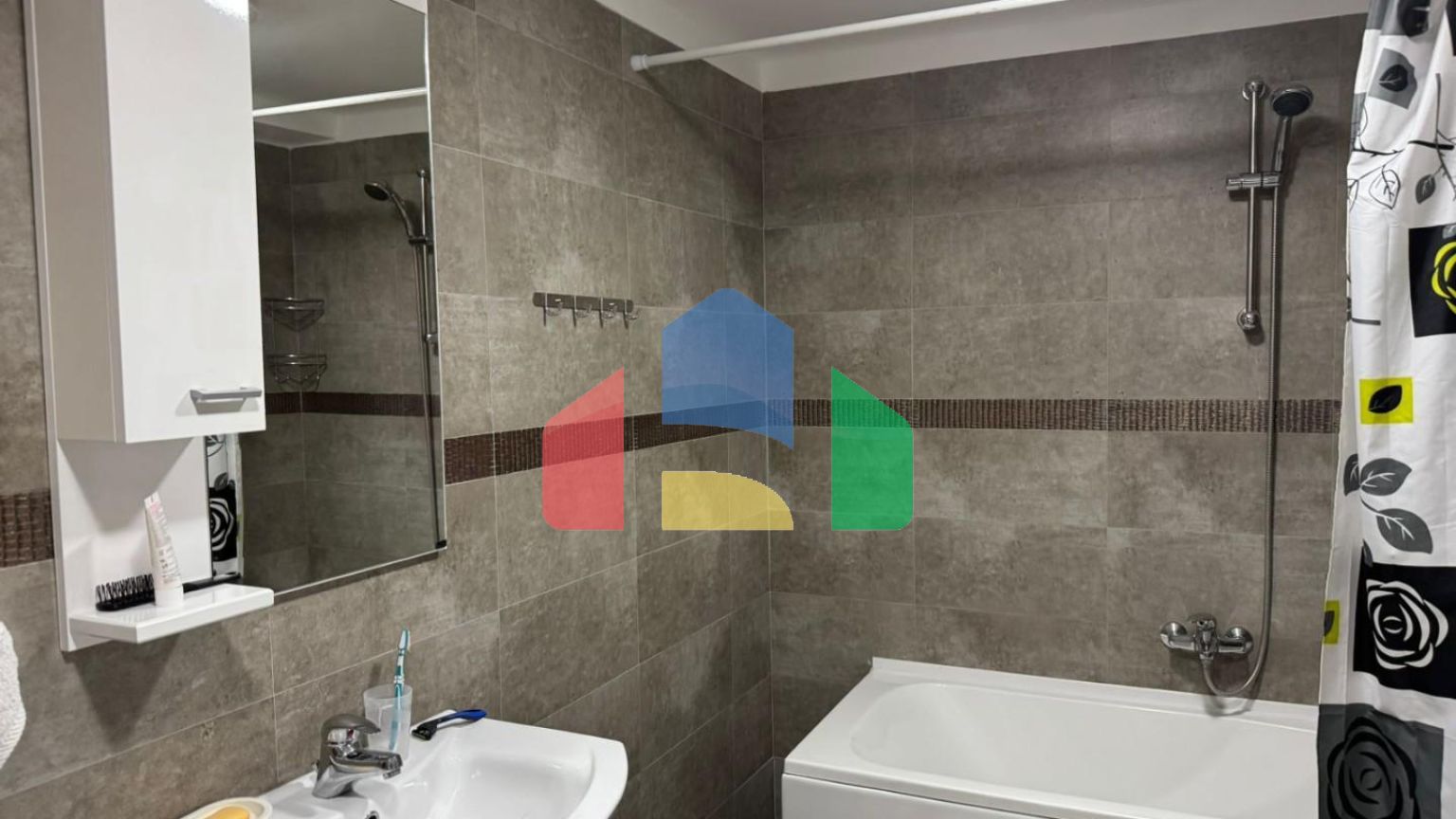 Продаётся квартира с 2 спальнями рядом с морем в Добра Вода