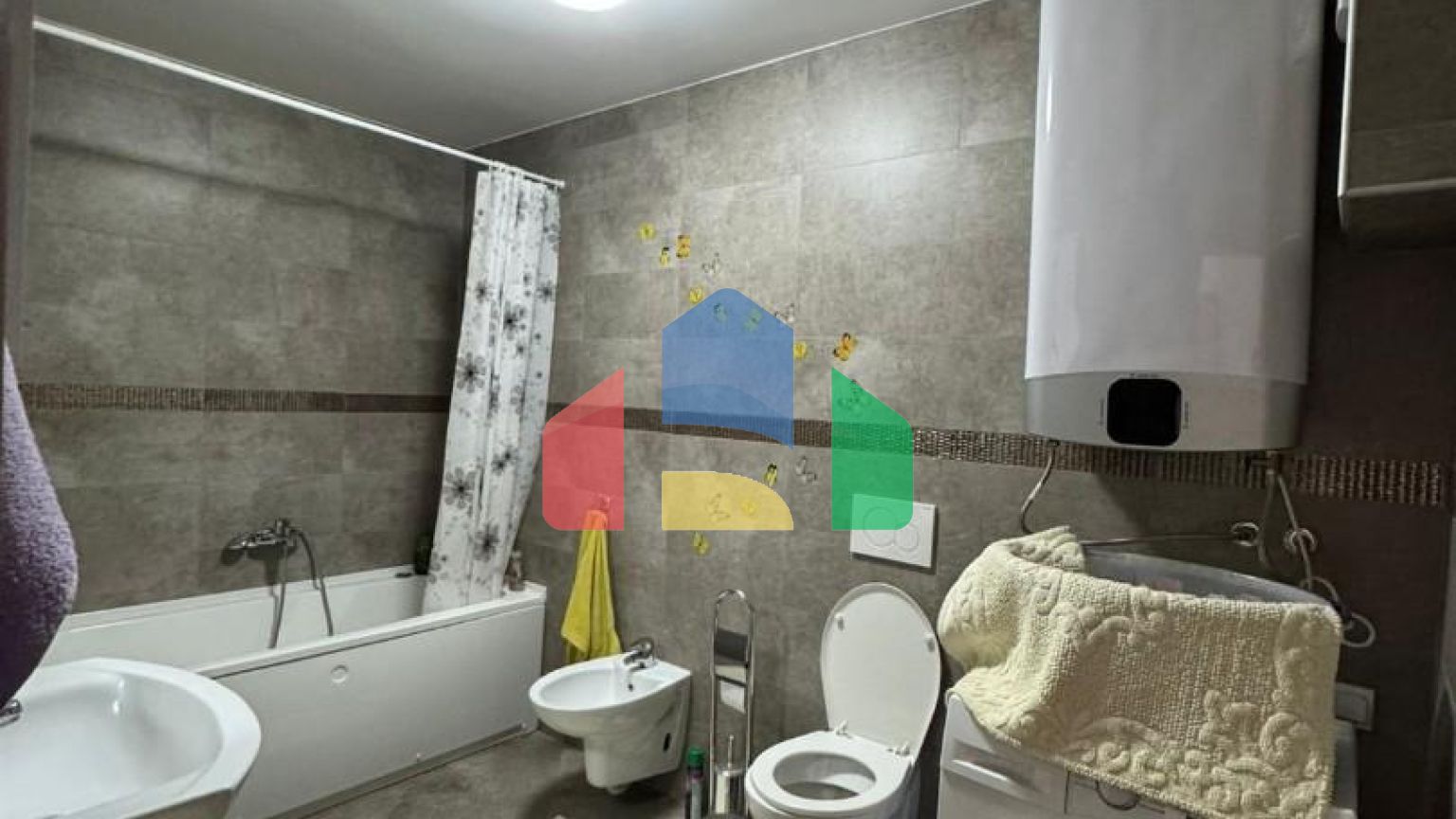 Продаётся квартира с 2 спальнями рядом с морем в Добра Вода