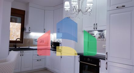 Продажа большой квартиры с 2 гаражными местами в Добрых Водах Продажа большой квартиры с 2 гаражными местами в Добрых Водах