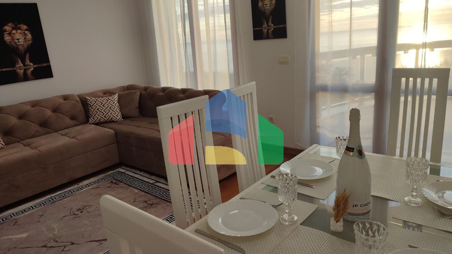 Квартира 97 м2 с собственным земельным участком в Добрых Водах