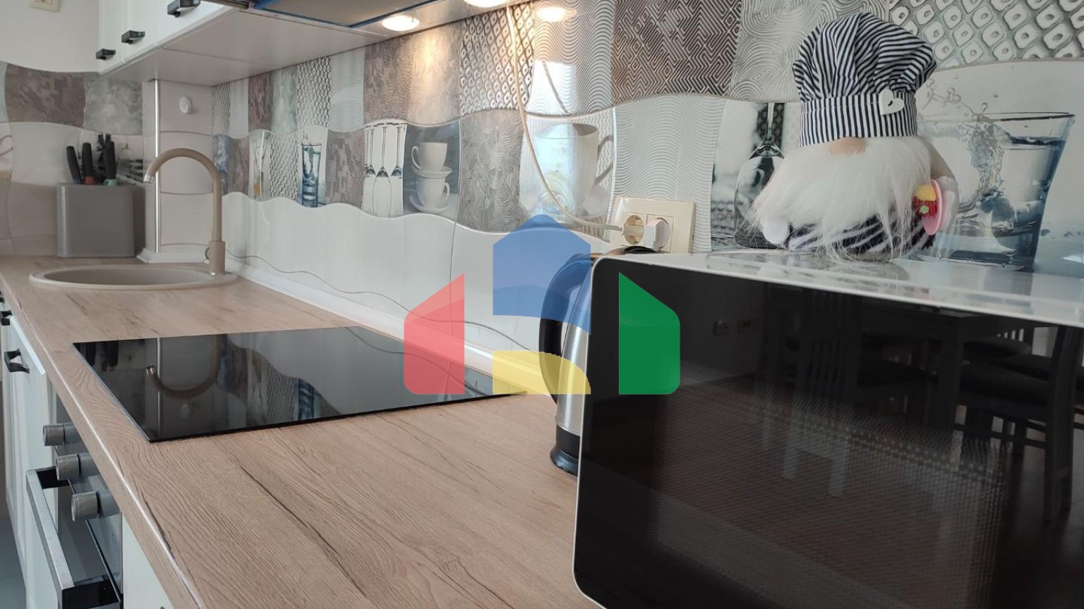 Квартира 97 м2 с собственным земельным участком в Добрых Водах