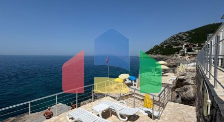 Продаётся квартира с 2 спальнями у моря Добра Вода  в доме с бассейном