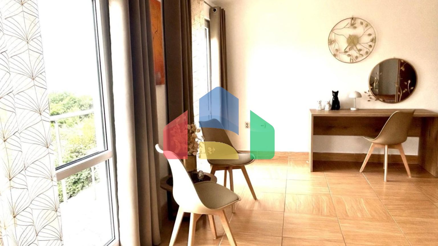 Мини отель в Добры Воды на отличной локации не далеко от пляжа с видом на море.