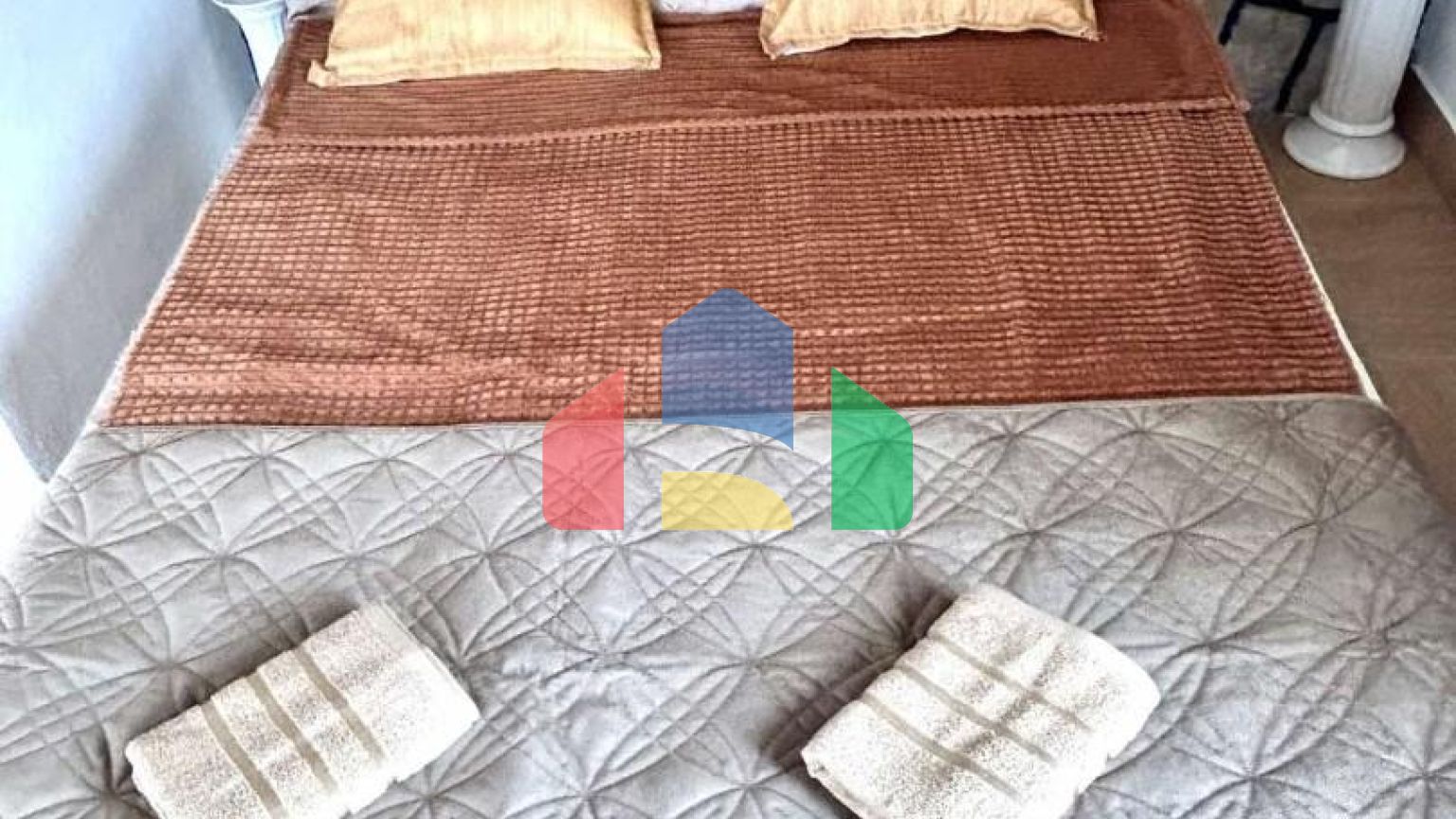 Мини отель в Добры Воды на отличной локации не далеко от пляжа с видом на море.