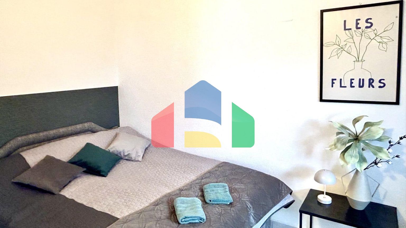 Мини отель в Добры Воды на отличной локации не далеко от пляжа с видом на море.