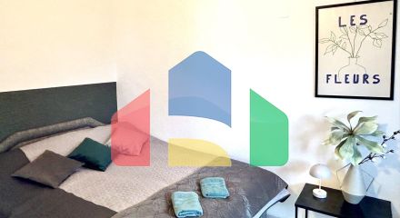 Мини отель в Добры Воды на отличной локации не далеко от пляжа с видом на море. Мини отель в Добры Воды на отличной локации не далеко от пляжа с видом на море.