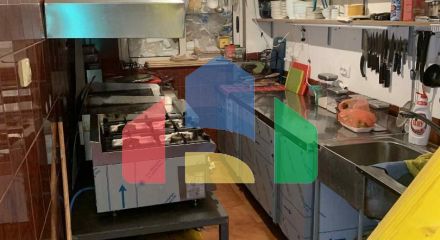 Отель с рестораном в одном из самых туристических мест Черногории, Добры воды. Отель с рестораном в одном из самых туристических мест Черногории, Добры воды.