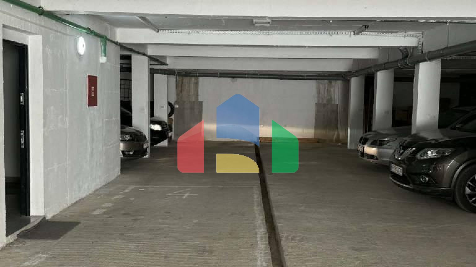 Квартира c гаражом в поселке Добры Воды с двумя спальнями