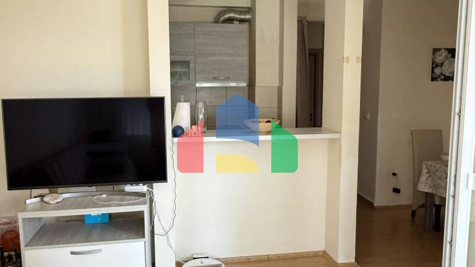 Квартира c гаражом в поселке Добры Воды с двумя спальнями