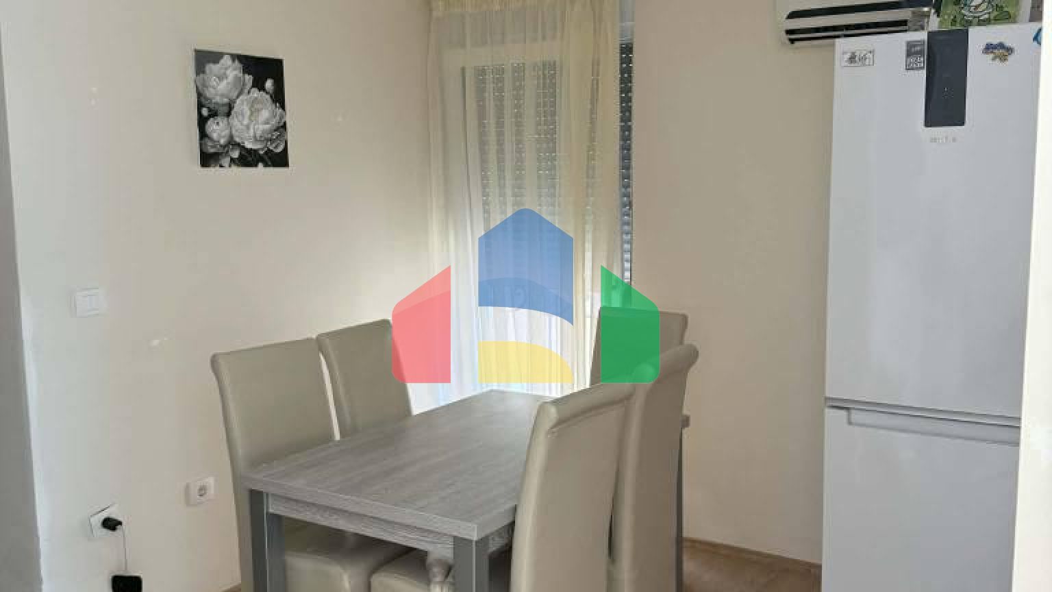 Квартира c гаражом в поселке Добры Воды с двумя спальнями