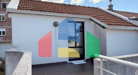 Продажа трёхэтажного легального дома в Добра Вода