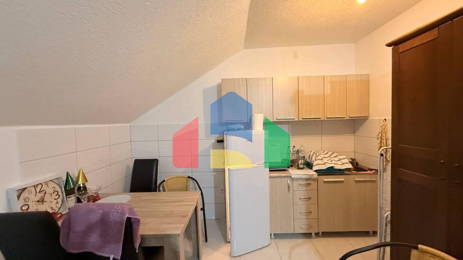 Продажа трёхэтажного легального дома в Добра Вода