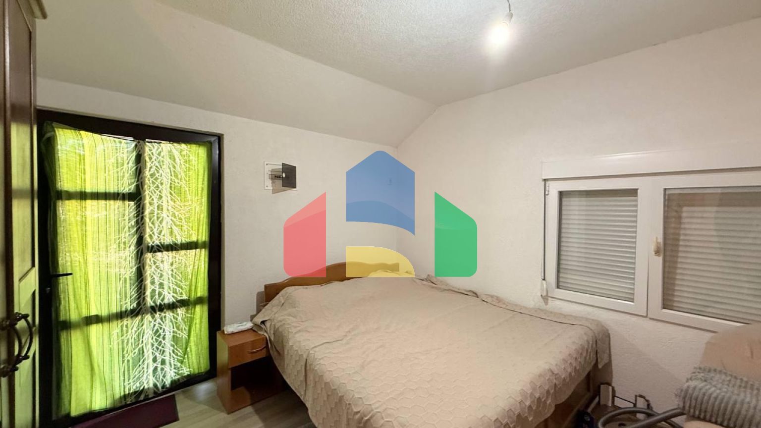 Продажа трёхэтажного легального дома в Добра Вода