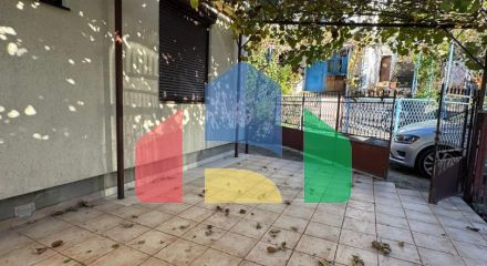 Двухэтажный легальный дом в Добра Вода