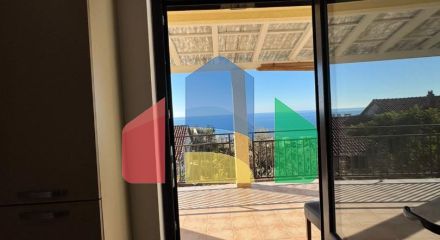 Двухэтажный легальный дом в Добра Вода