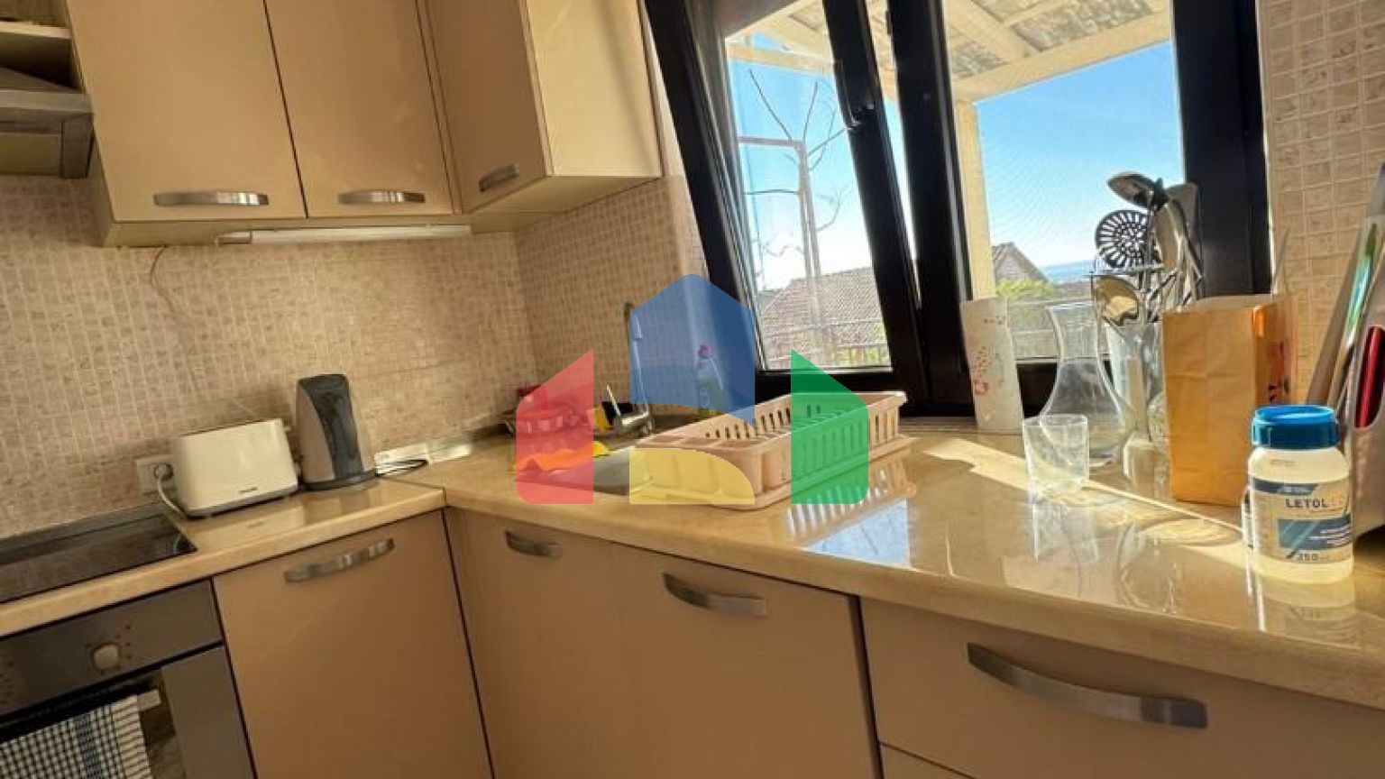 Двухэтажный легальный дом в Добра Вода