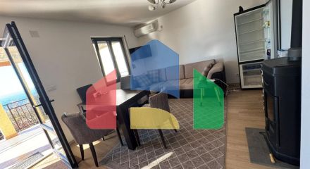 Двухэтажный легальный дом в Добра Вода