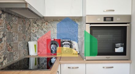 Функциональная видовая квартира в Доброте