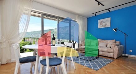 Функциональная видовая квартира в Доброте