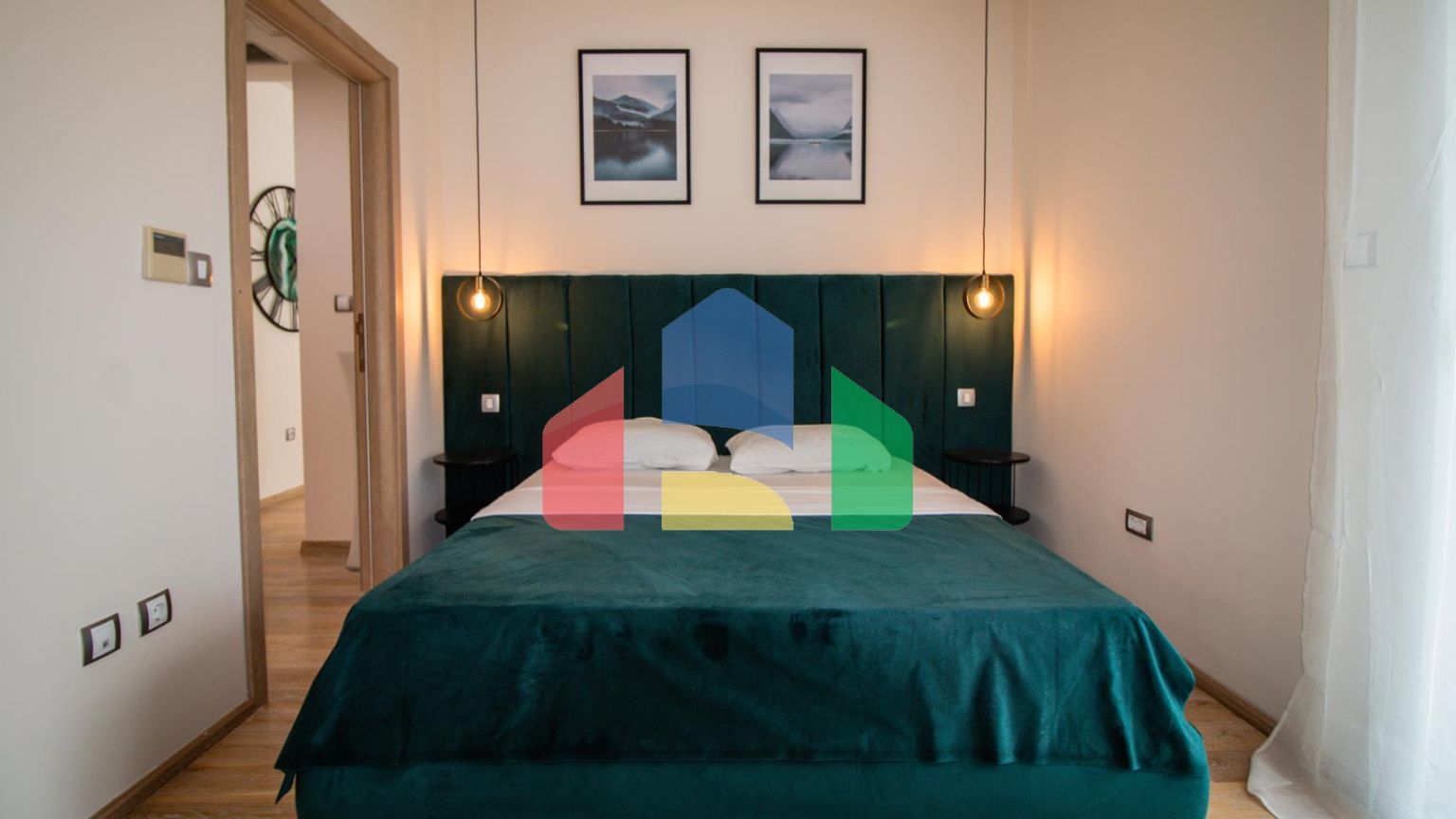 Уникальная квартира в современном комплексе с бассейном (Доброта, Котор)