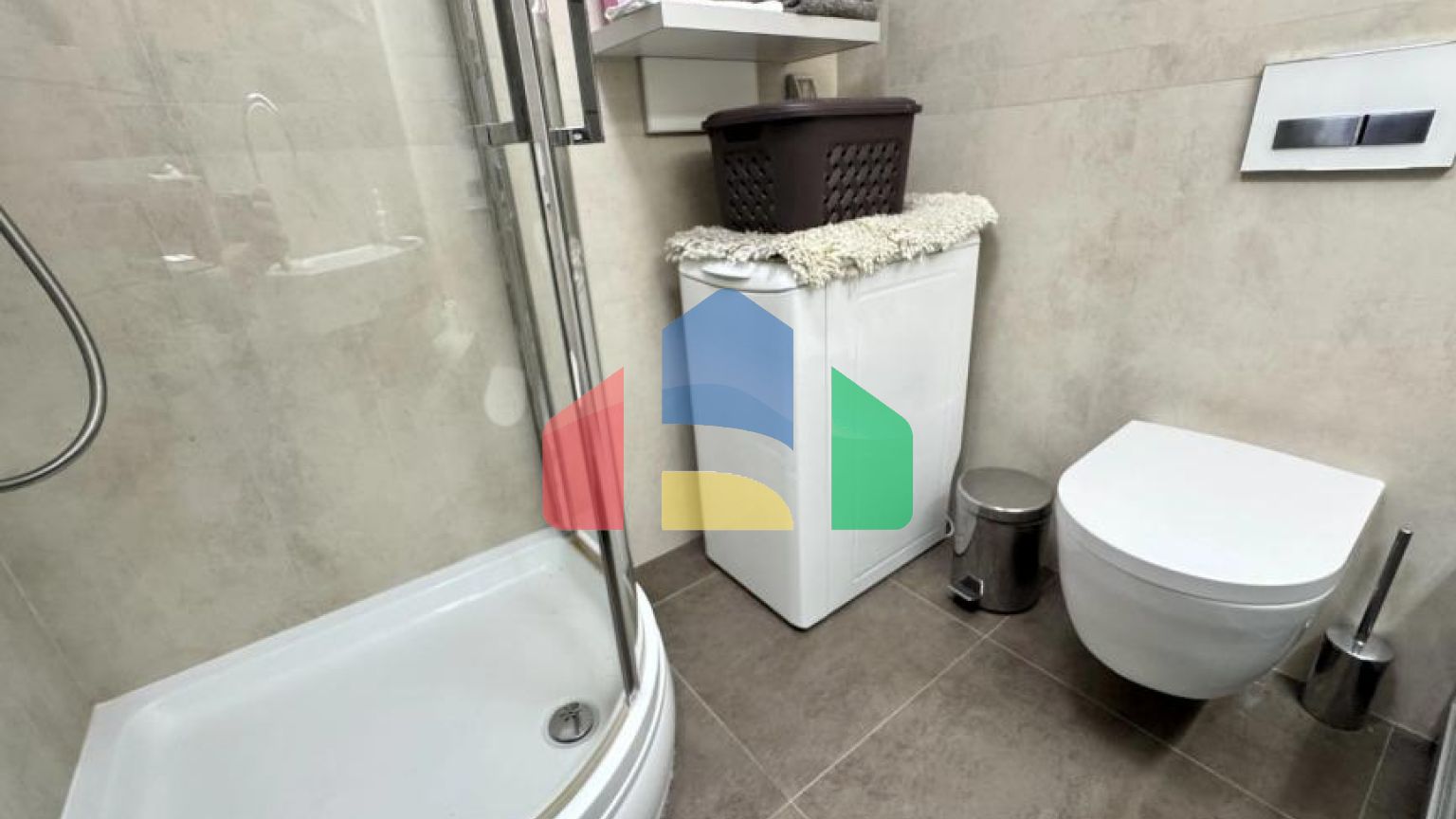 Роскошная двухуровневая квартира с видом на море Котор, район Доброта