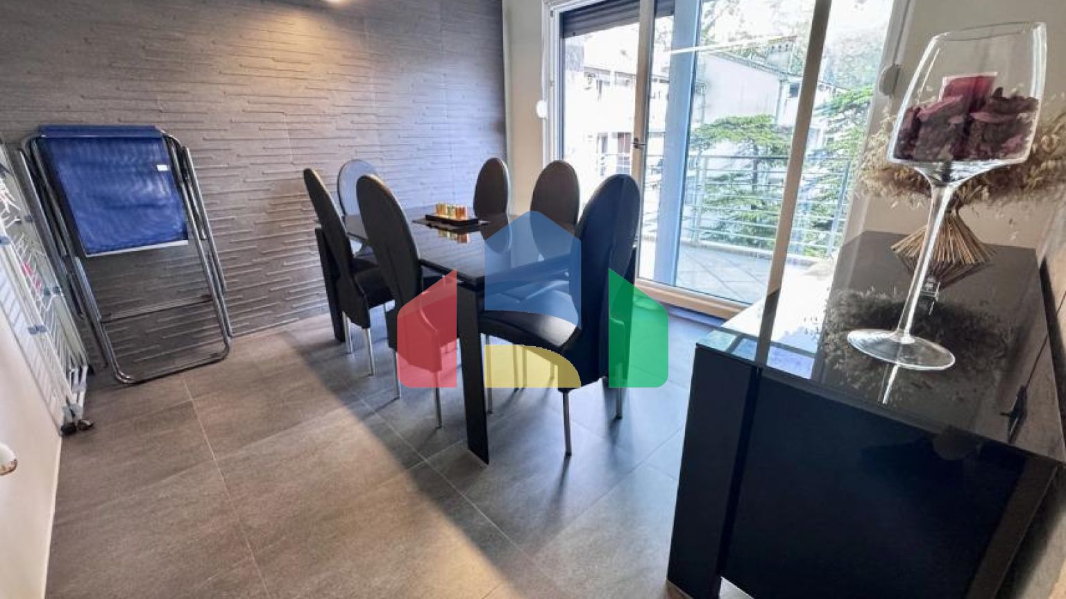 Роскошная двухуровневая квартира с видом на море Котор, район Доброта