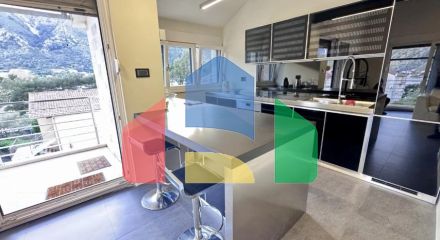 Роскошная двухуровневая квартира с видом на море Котор, район Доброта Роскошная двухуровневая квартира с видом на море Котор, район Доброта