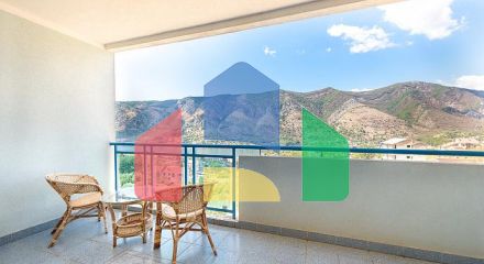 Студия в Доброте с панорамным видом на Боко-Которский залив