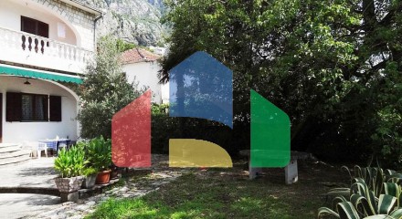 House on the first line to the sea in Dobrota, Kotor