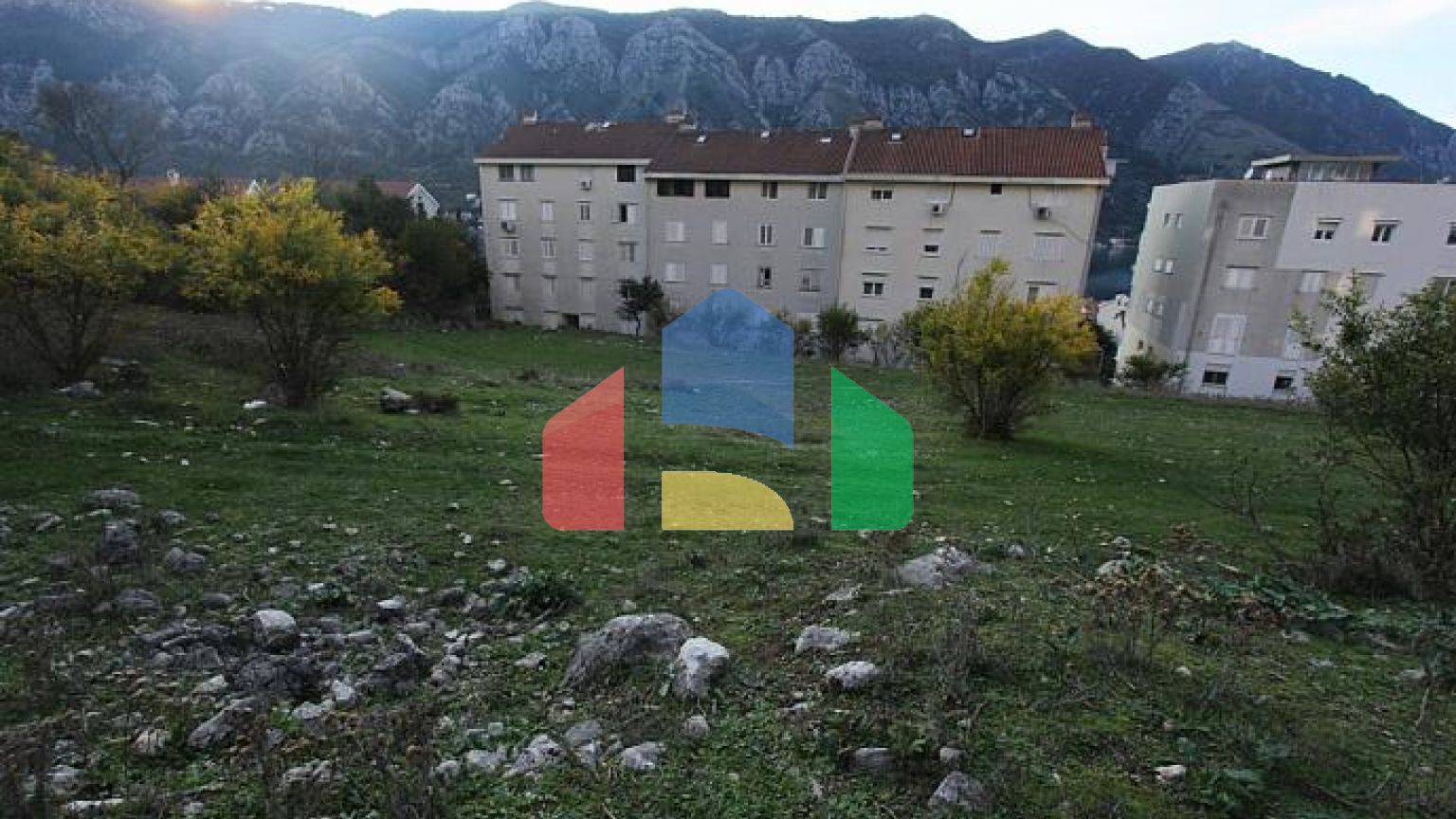 Участок в Доброте