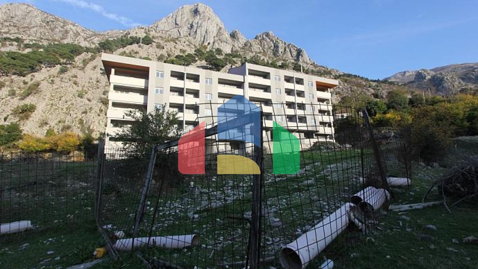 Участок в Доброте