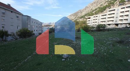 Участок в Доброте Участок в Доброте