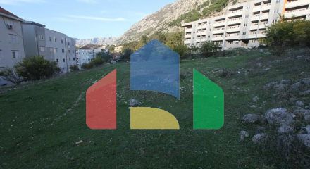 Участок в Доброте Участок в Доброте