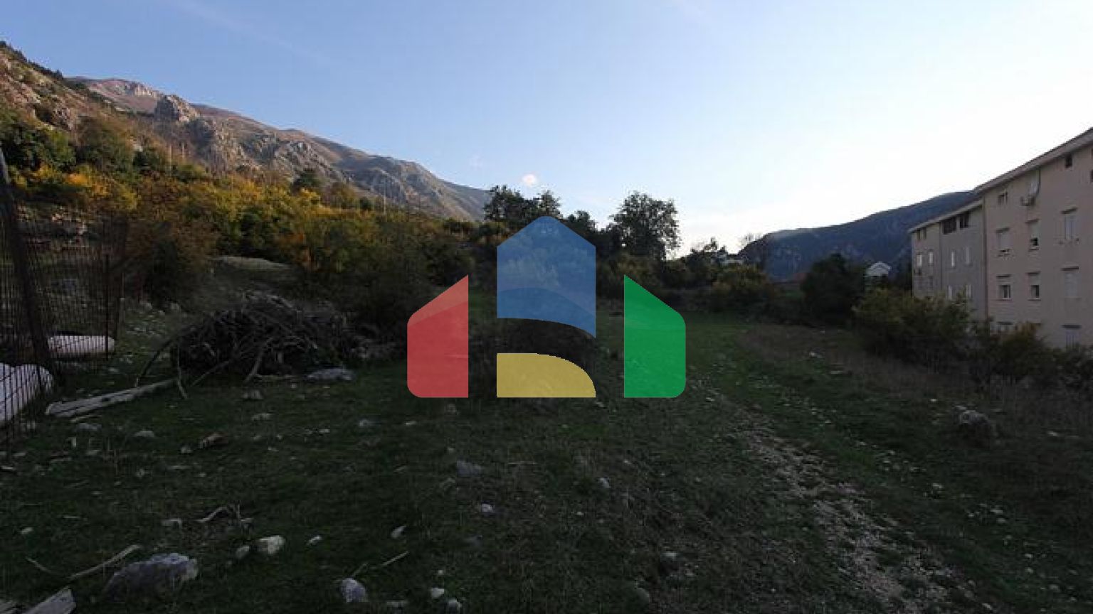 Участок в Доброте