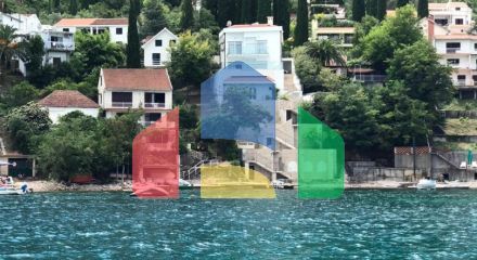 A villa is offered for sale in Njivice, Herceg Novi community.