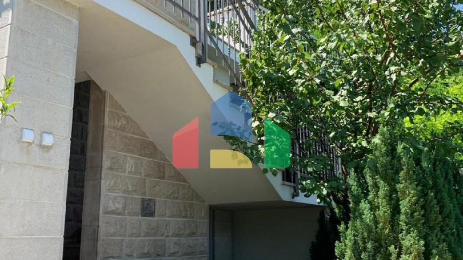 Предлагается к продаже вилла в Нивице, община Херцег-Нови.