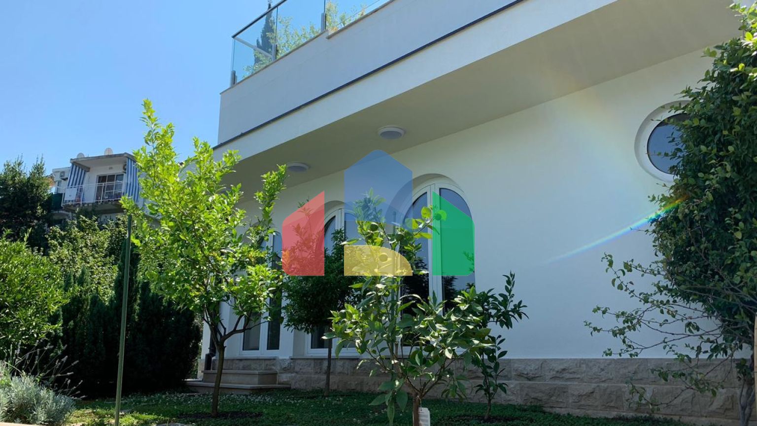 Предлагается к продаже вилла в Нивице, община Херцег-Нови.