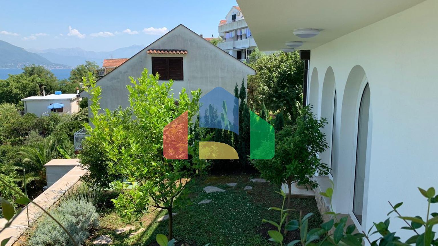 Предлагается к продаже вилла в Нивице, община Херцег-Нови.