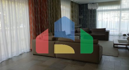 Предлагается к продаже вилла в Нивице, община Херцег-Нови.