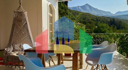 House with sea and forest view, 4 bedrooms and separate apartment in Sutorina, Herceg Novi
