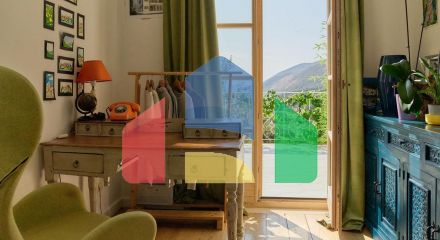 House with sea and forest view, 4 bedrooms and separate apartment in Sutorina, Herceg Novi