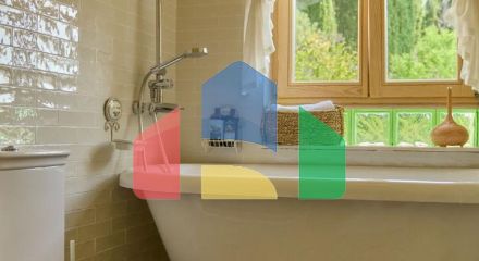 Дом с видом на море и лес, 4 спальни и отдельный апартамент в Суторине, Герцег-Нови Дом с видом на море и лес, 4 спальни и отдельный апартамент в Суторине, Герцег-Нови