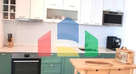 Просторная квартира с 3 спальнями и потрясающим видом на залив в современном комплексе в Херцег-Нови.